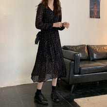 Load image into Gallery viewer, Autumn And Winter 2019 Korean Retro Style Versatile V-neck Floral Medium Length Waist Collection Dress (with Waist Rope)

